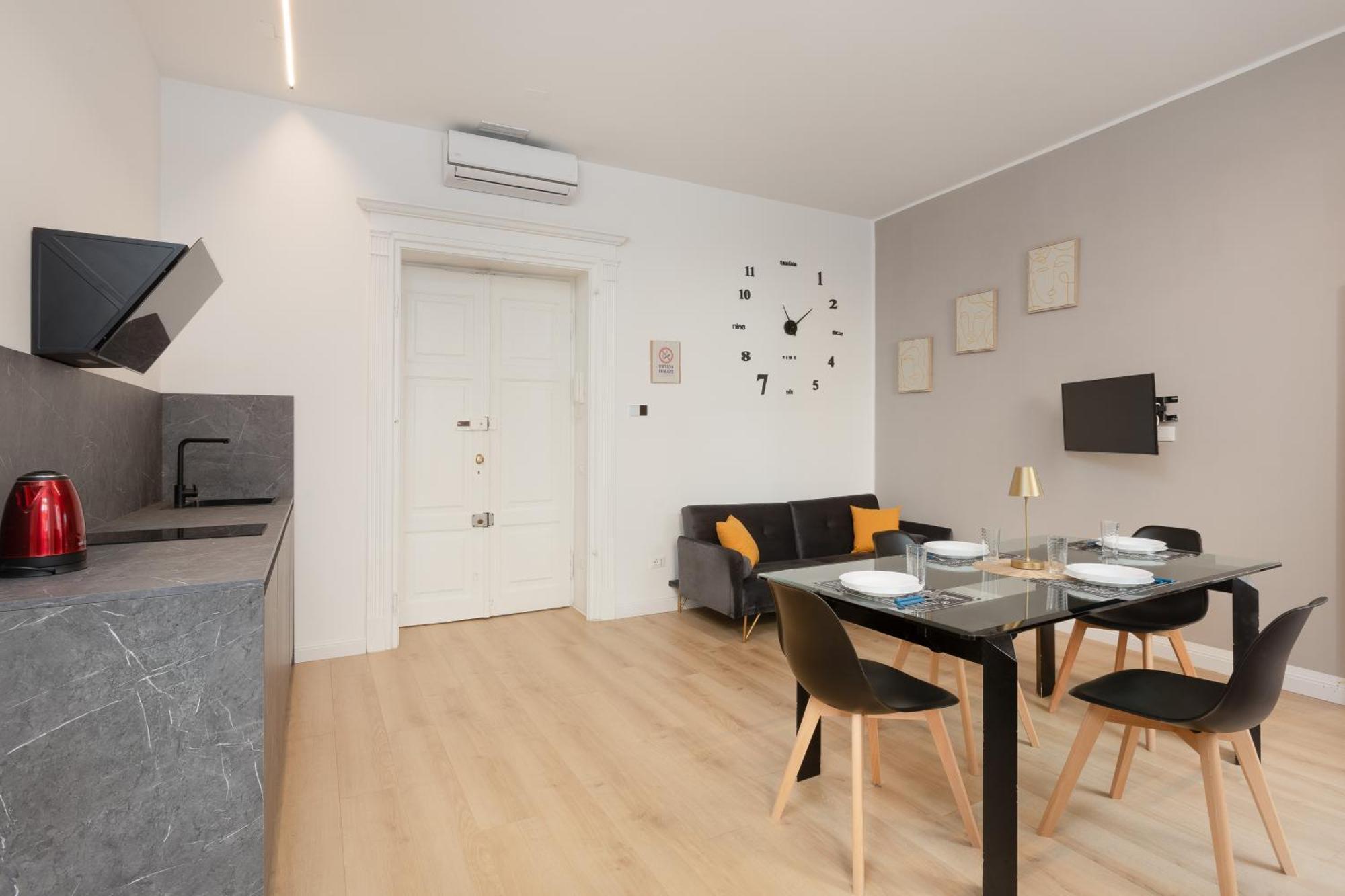 Snapstay Luxury Apartments In Centro A Trieste Exterior foto