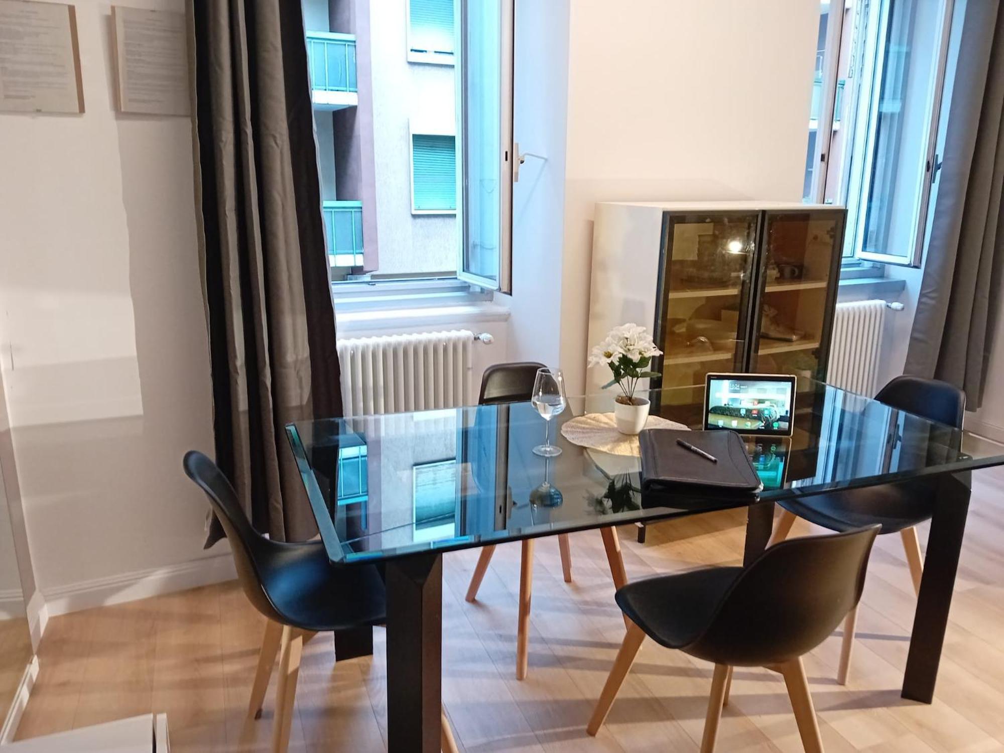 Snapstay Luxury Apartments In Centro A Trieste Exterior foto